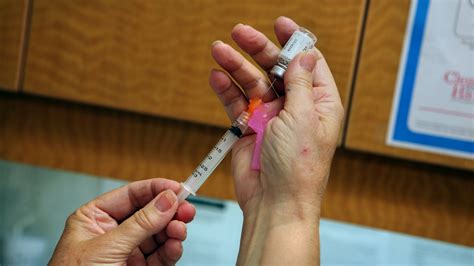 What's the best time to get the flu vaccine?