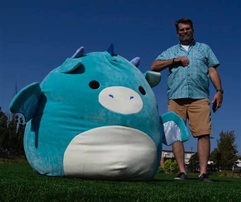 September 14, 2023 JChou The Biggest Squishmallow is the 20 inch version of the super soft, cuddly stuffed animals. How Big Is the Giant Clam? #shorts Checkout this video: What is a Squishmallow? …. 