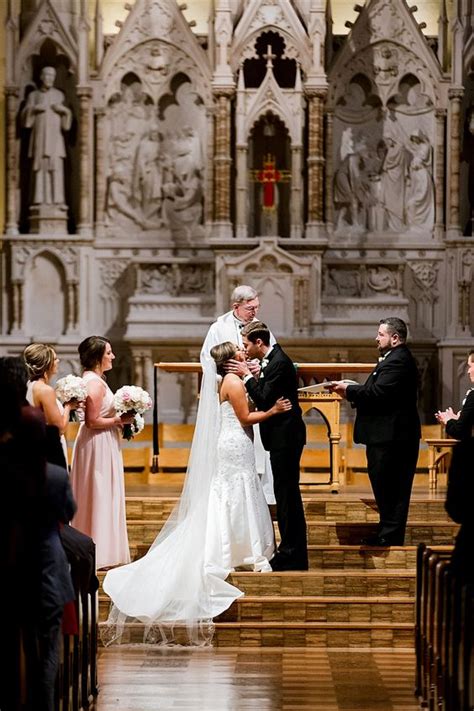 What’s Involved In A Church of England Wedding? - Poptop UK