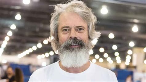 What’s happened to C. Thomas Howell? What is he doing today?