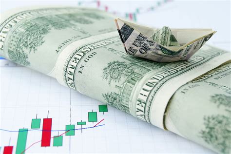What Are Floating Rate Funds Examples Pros amp Cons