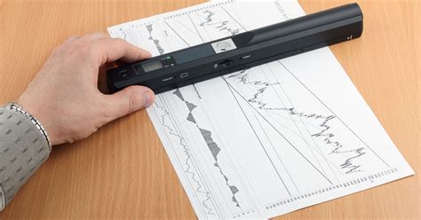 What Are the Pros and Cons of a Handheld Document Scanner?