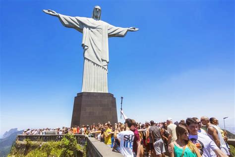What Can You Do With A Statue What Can You Expect When You Fly