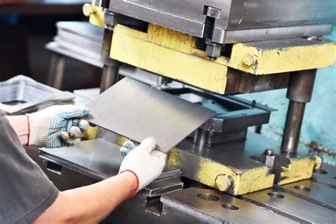 What Causes Quality and Delivery Problems in the Sheet Metal Industry