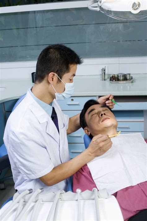 What Dentists Need To Know About The Right Disability Insurance