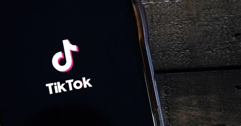 What Does Fold Mean on TikTok? Here