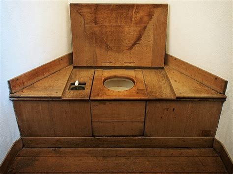 What Is A Vault Toilet? - Modern Design