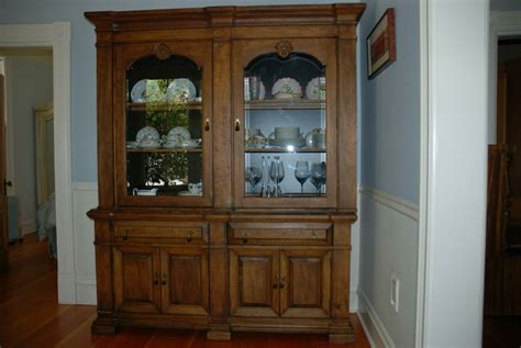 What Is The Difference Between A Hutch And A China Cabinet, Curio …