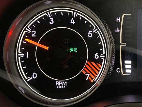 What RPM Should My Car Idle At? - Vehicle Freak