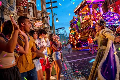 What Time Is Mardi Gras Parade At Universal