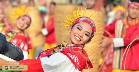 What are the culture and traditions of Visayas?