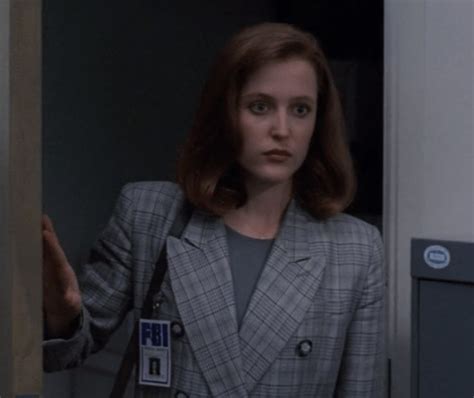 What are the most iconic Dana Scully’s outfits?? - Reddit