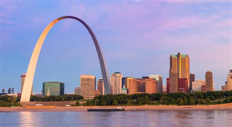 What are the sister cities of St. Louis?
