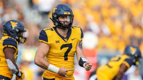 When Kansas totals more than 70.8 points, it is 12-7 against the spread and 18-1 overall. West Virginia has a 13-4 record against the spread and a 15-2 record overall when giving up fewer than 75.6 points. The Mountaineers score an average of 76.8 points per game, 8.6 more points than the 68.2 the Jayhawks give up to opponents.. 