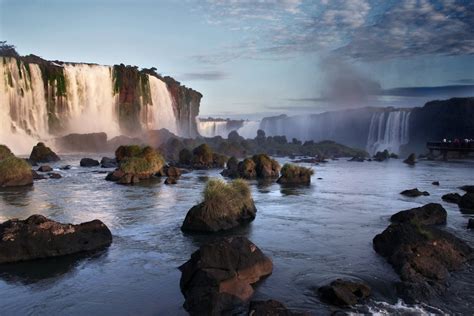 What city is closest to Iguazu Falls? - Quora