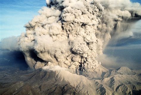What do more quakes at one of California’s riskiest volcanoes mean? Scientists think they know
