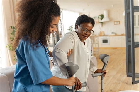 What do nursing assistants do. Learn what a certified nursing assistant (CNA) does, how to become one, and where you can work. A CNA helps patients with daily activities, vital signs, meals, and more under the supervision of a nurse. 