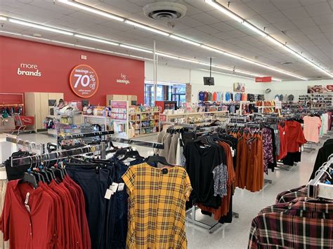 Bealls Factory Outlet is a great place to find amazing deals on clothing, accessories, and home goods. With so many items available, it can be hard to know what to look for when shopping at Bealls Factory Outlet.. 
