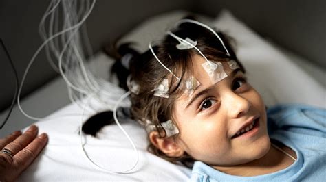 What does eeg show