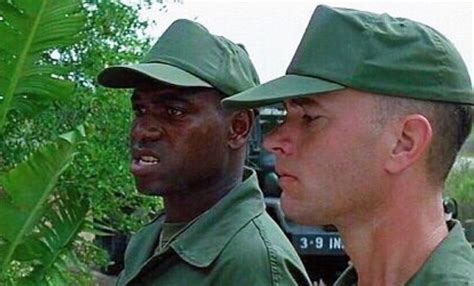 What happened to the actor who played bubba in forrest gump