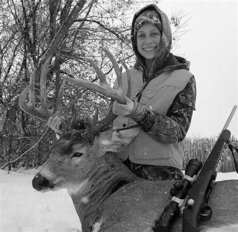 What is a good beginner gun for a woman for deer hunting?