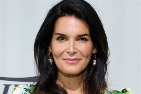 What is angie harmon doing now