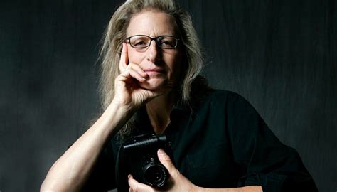 What is annie leibovitz known for