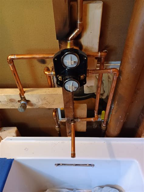 What is diverter in plumbing
