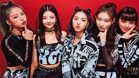 What is kpop. Aug 25, 2023 ... This is Blackswan, a K-pop group whose members hail from around the world. There is Gabi from Brazil; NVee from the United States; Sriya from ... 