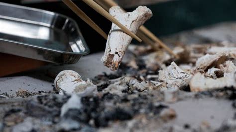 What is left of the body after cremation. .  <a href=https://volkswagen-gomel.by:443/hy...