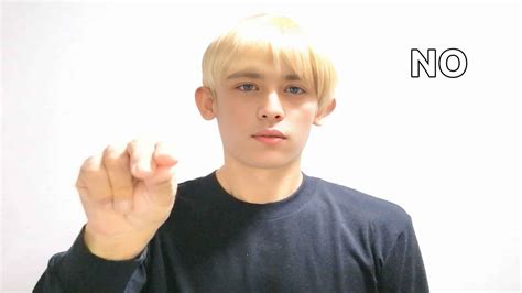 What is no in sign language