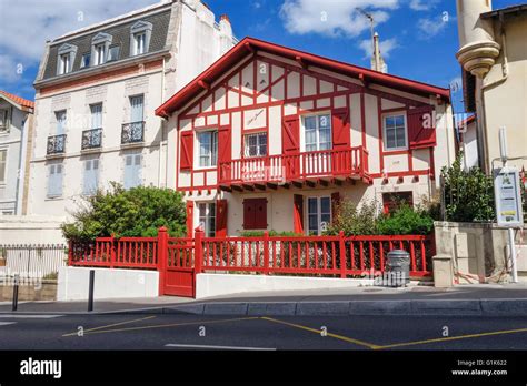 What is the Basque style architecture