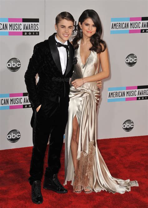 What is the height of justin bieber