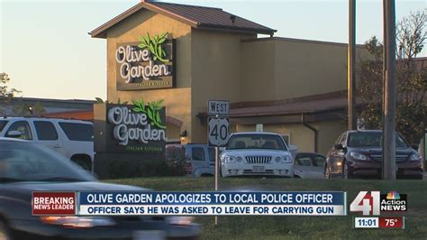 What is the olive garden incident of 2022. Olive Garden restaurant slammed for agreeing to customer’s racist request. A 16-year-old waitress says she was left humiliated and embarrassed by the nasty incident. A restaurant chain has copped serious backlash and a manager has been sacked after agreeing to a customer’s request to not be served by a black waitress. 