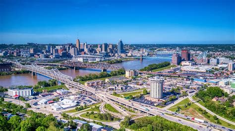 Covington, Kentucky Weather. The weather in Covington, Kentucky is typical for the midwestern United States. Winters are cold and can be snowy, springtime is cloudy with rain, summers tend to be hot and humid, and autumn is …. 