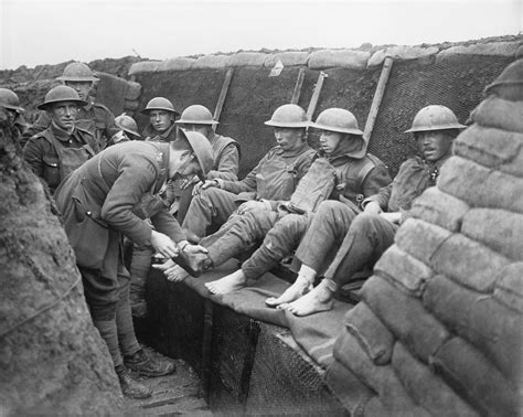 What life was like for World War I soldiers in the trenches