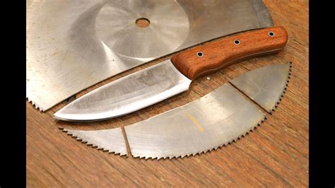 What material is a saw blade made out of? – Sage-Tips