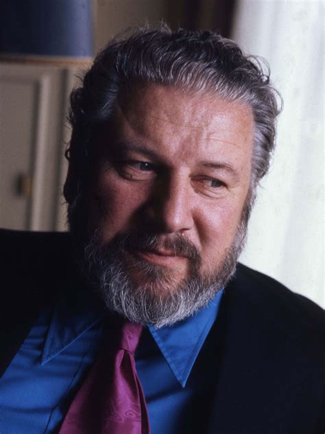 What nationality is peter ustinov