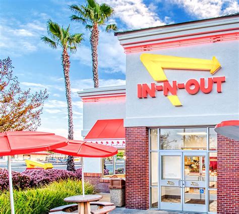 What opening day was like at In-N-Out’s first Idaho restaurant