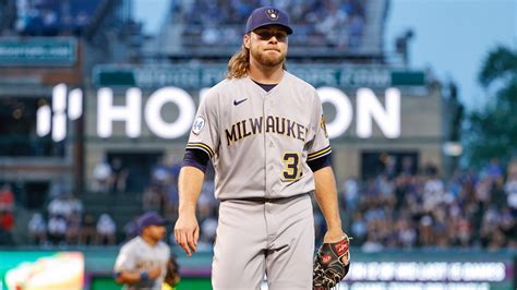 What time do the milwaukee brewers play today. The Brewers (19-13, .559) snapped a six-game losing streak Sunday with a 7-3 victory at San Francisco, and they now trail the struggling Pittsburgh Pirates by half a game in the National League ... 