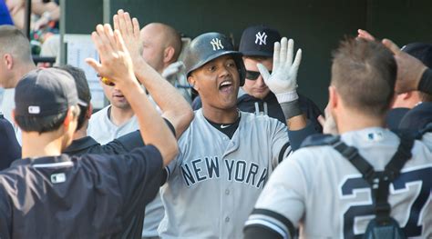 The New York Yankees face the Toronto Blue Jays in a regular 