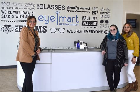 Farmington Location(505) 326-7800. Eye exams are available by an Independent Doctor of Optometry at or next door to the entire Eyemart Express family of brands in most states. Doctors in some states are employed by Eyemart Express LLC. Special Savings. Exclusive Discounts.. 