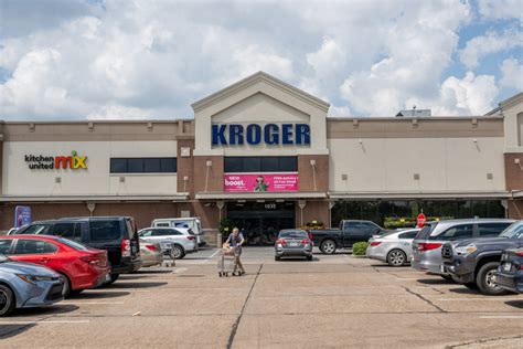 Kroger's Christmas Day 2022 store hours, on t