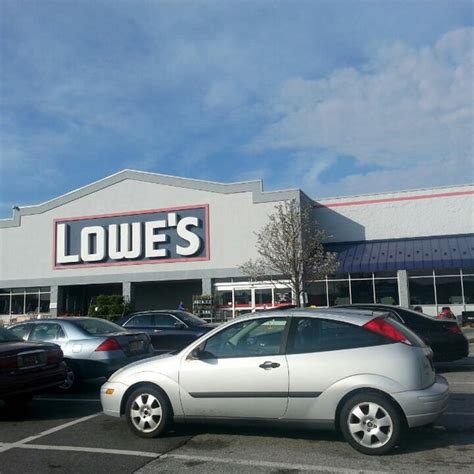Beyond differences in interior design, arguably the most notable difference between Home Depot Inc. and Lowe’s is that Home Depot is bigger than Lowe’s as a company and is the larg...