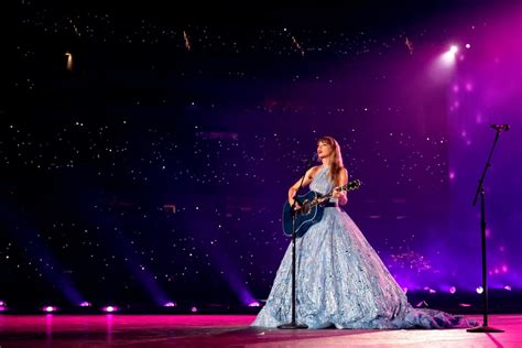 What time does taylor swift concert start sofi. The show starts promptly at 6:30 p.m. with, of course, the opening acts up first. How To Get There And Park. Before the Covid-19 lockdown in 2020, … 