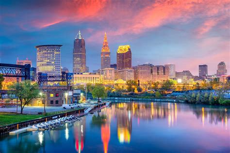 What time is it ohio. Current local time in USA – Ohio – Cincinnati. Get Cincinnati's weather and area codes, time zone and DST. Explore Cincinnati's sunrise and sunset, moonrise and moonset. 