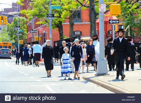 What time is shabbat in brooklyn new york. Things To Know About What time is shabbat in brooklyn new york. 