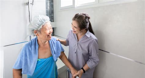 What to Do When a Senior Refuses to Bathe - athomehealth.org