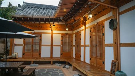 What to Expect at a Hanok - A Traditional Korean House