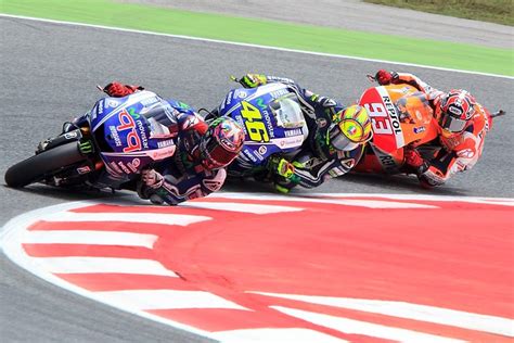 What to Expect from the Blockchain-Based MotoGP Manager Game